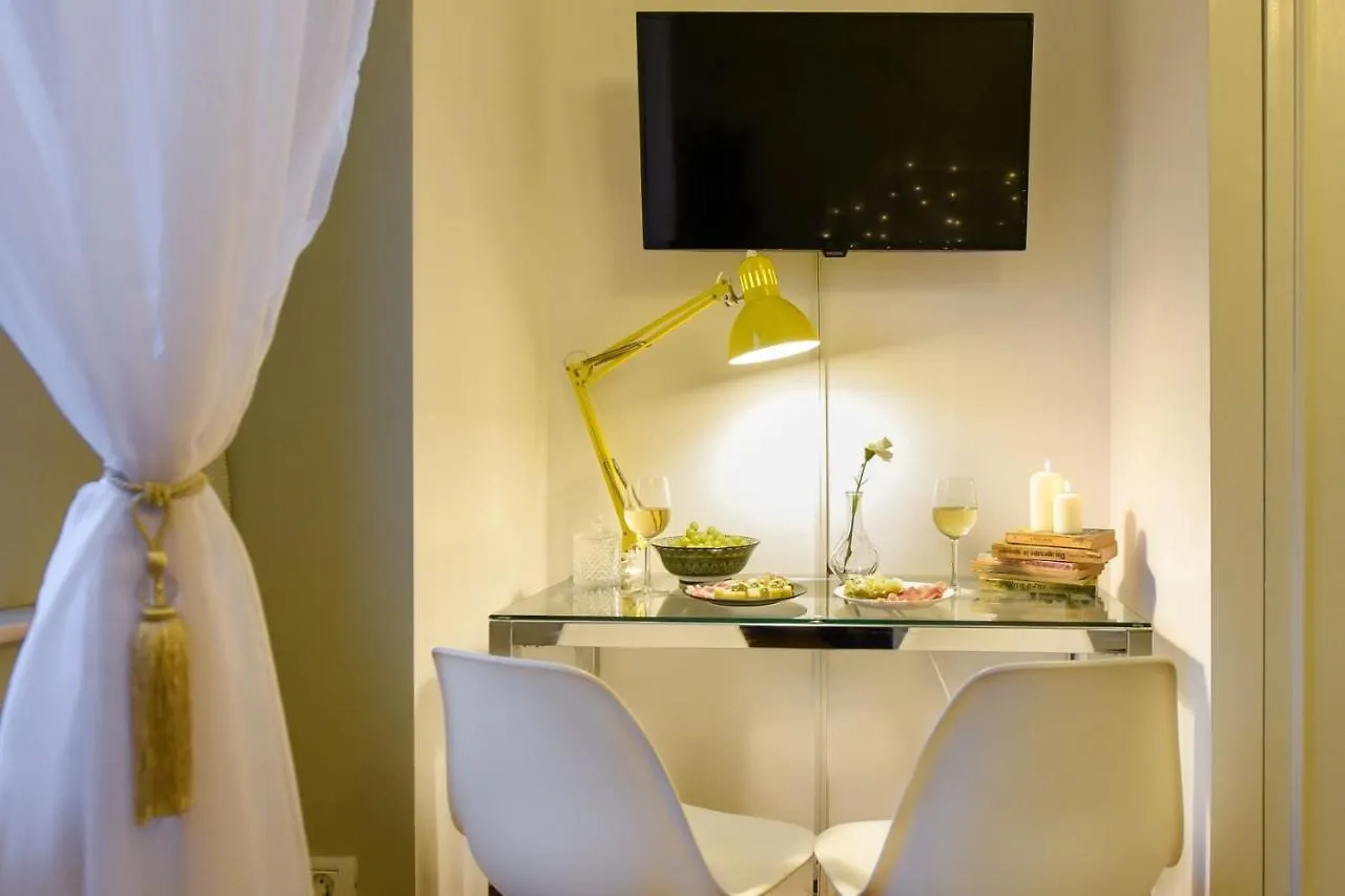 Apartament Luxury Central - Old Town Studio Bucureşti